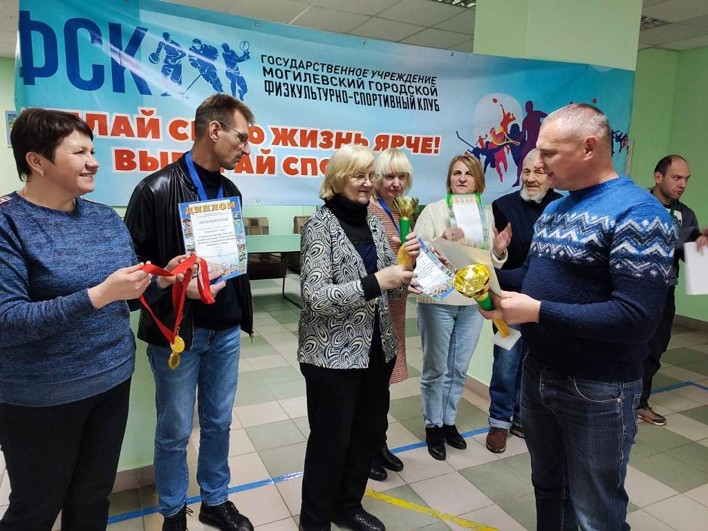 Шашечный турнир среди незрячих прошел в Ленинском ЦСОН